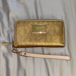 Michael Kors wallet/wristlet